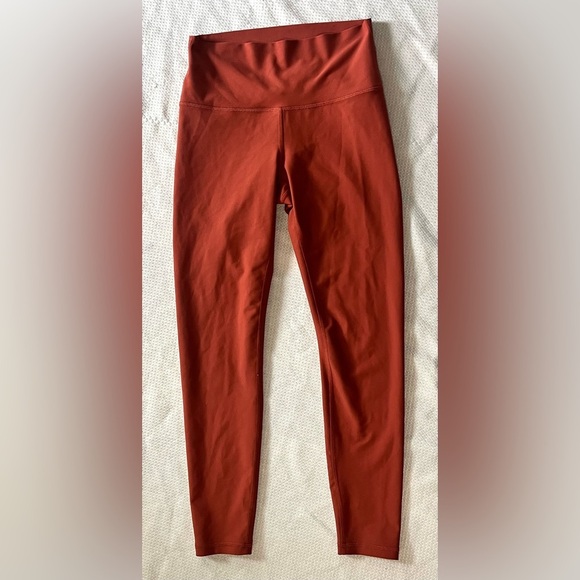Old Navy Active Powersoft High-Rise Go-Dry Rust Orange-Red Leggings Size Small - Picture 1 of 15